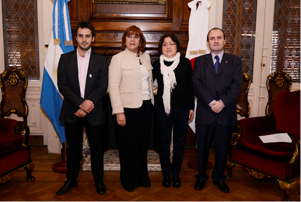 Visita del Embajador de Japón a la HCDN