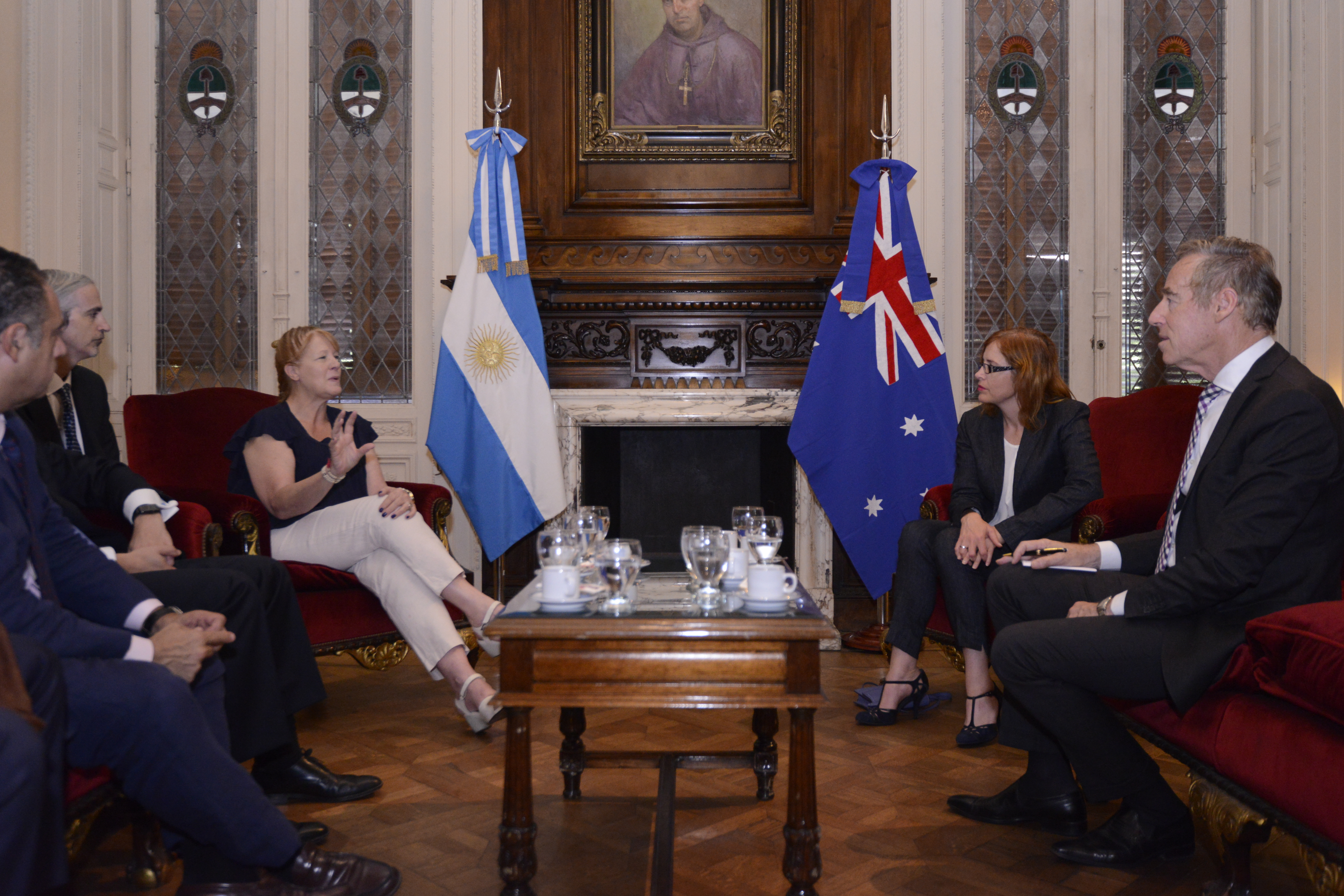 Encuentro con una diputada australiana