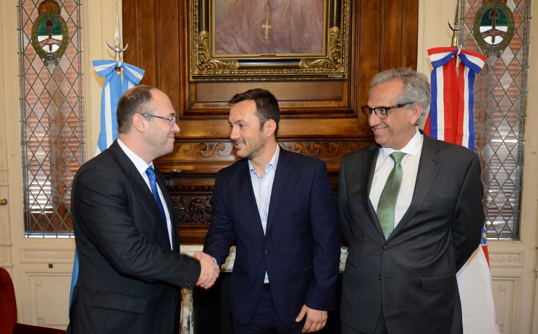 El Secretario General del partido Unión Democrática Croata, Davor Ivo Stie, fue recibido por Diputados Nacionales