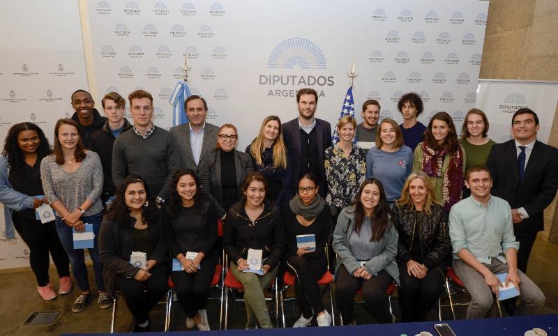 Estudiantes de la Universidad de Harvard visitaron la H. Cámara de Diputados