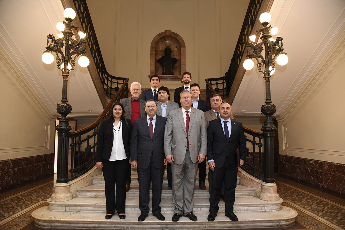 Visita de un funcionario de Azerbaiyán a la Honorable Cámara de Diputados