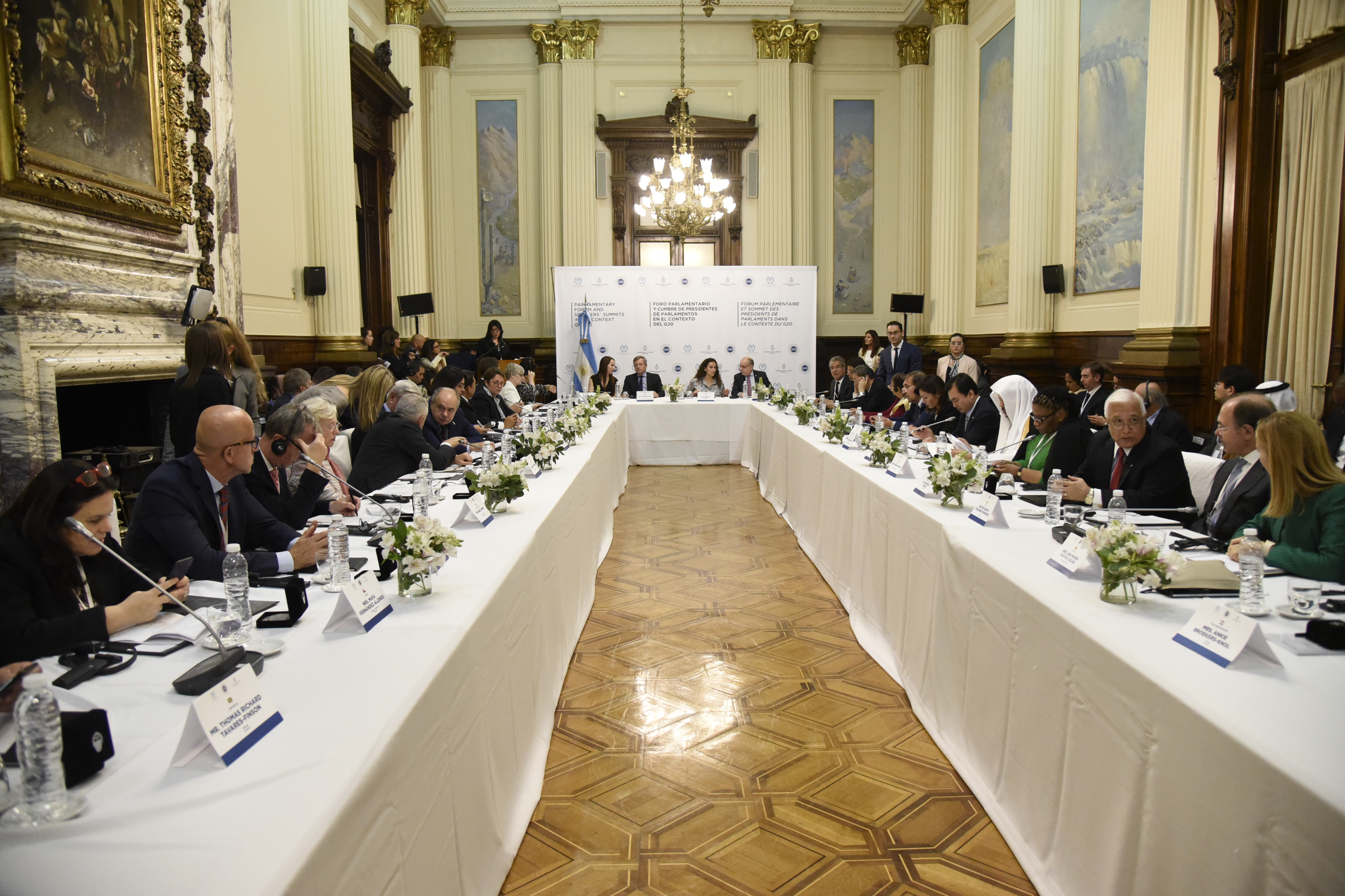 Debate en torno al rol de los parlamentos en la arquitectura del G20