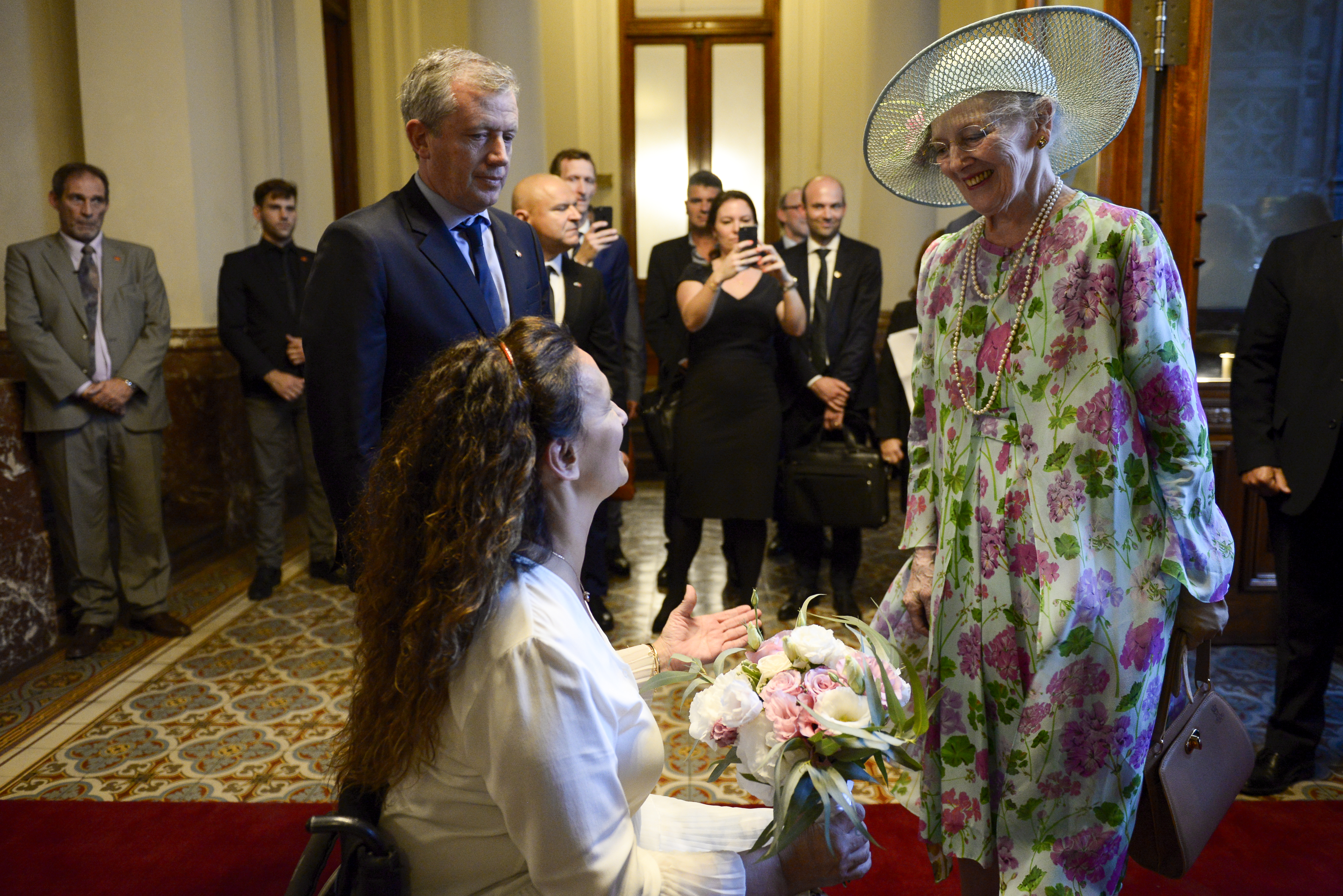 El Congreso recibió con honores a la Reina Margarita II de Dinamarca