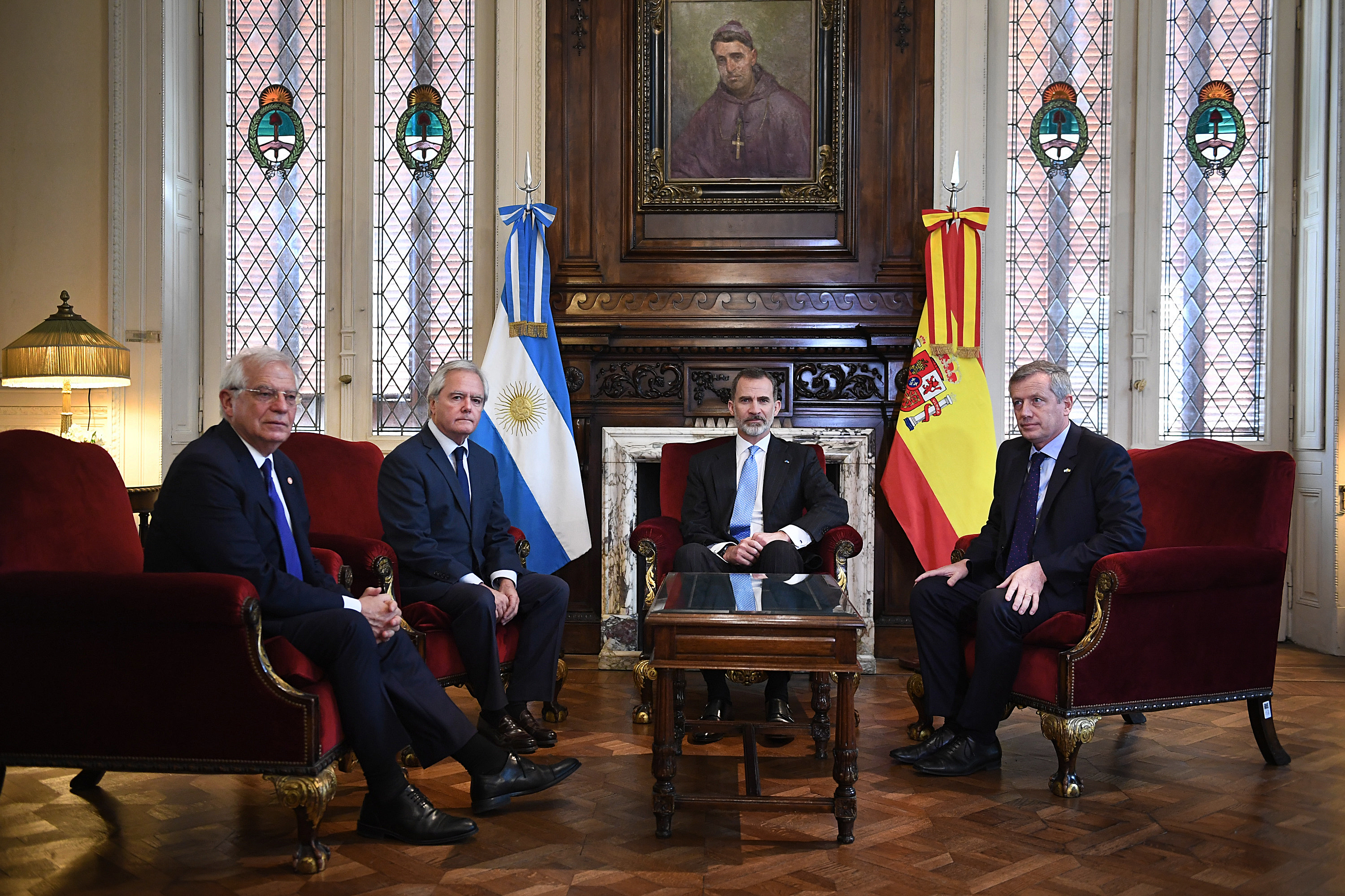 El Congreso recibió con honores al Rey de España, quien se reunió con Diputados y Senadores