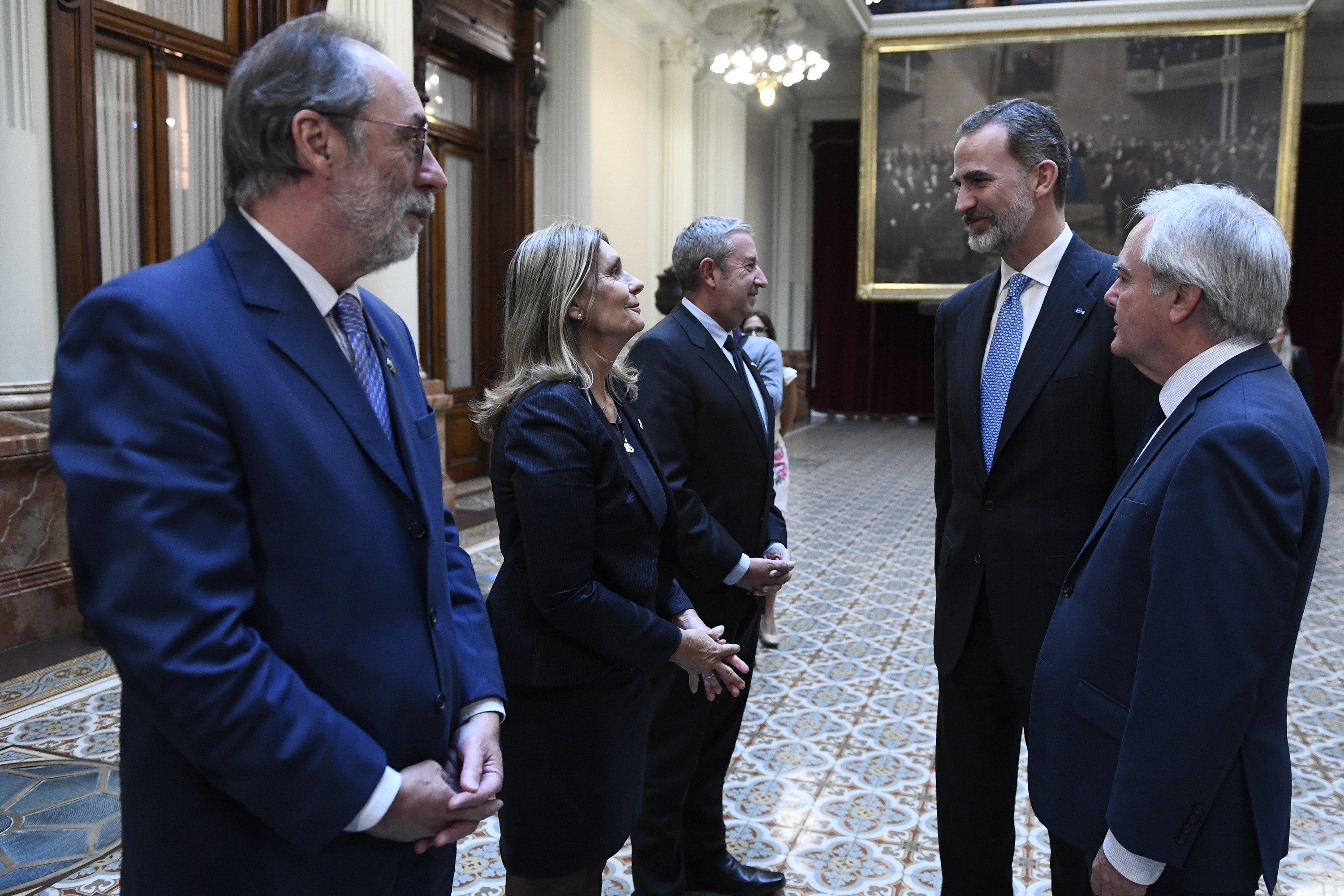 El Congreso recibió con honores al Rey de España, quien se reunió con Diputados y Senadores