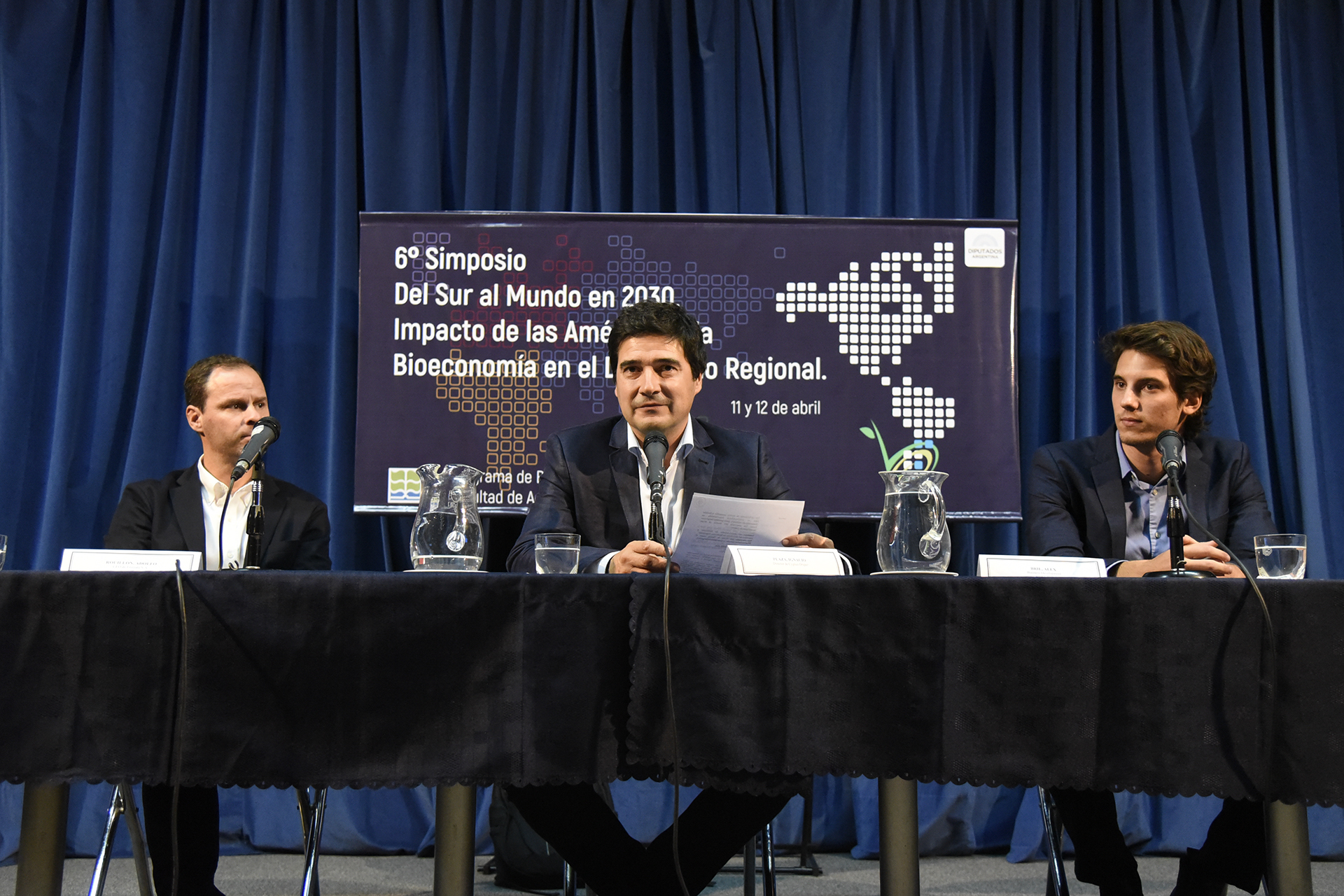 Con Diputados y funcionarios, comenzó el VI Simposio 