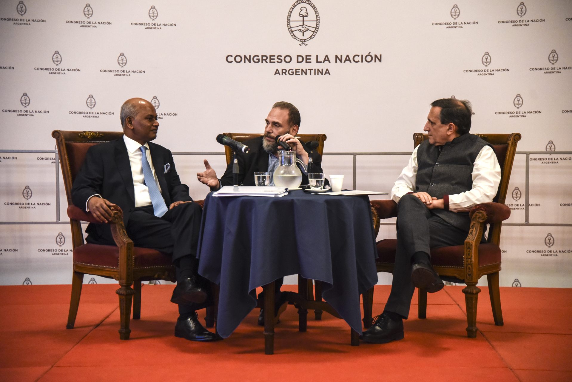 Diputados realizaron una jornada cultural sobre la India