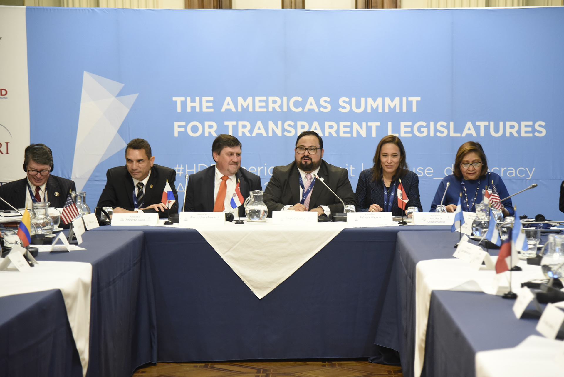 Legisladores americanos debaten sobre ética, lucha anticorrupción y transparencia en la H. Cámara de Diputados