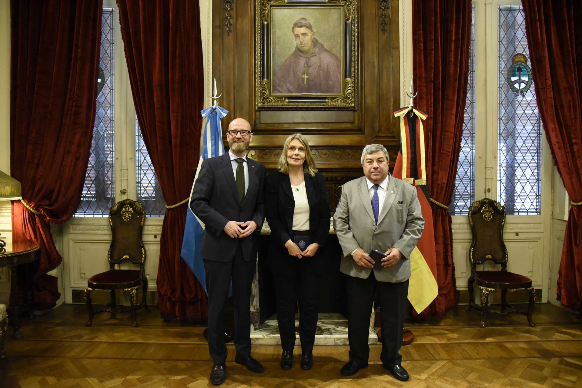 Defensa ante ciberataques, eje de la visita de un funcionario alemán a Diputados