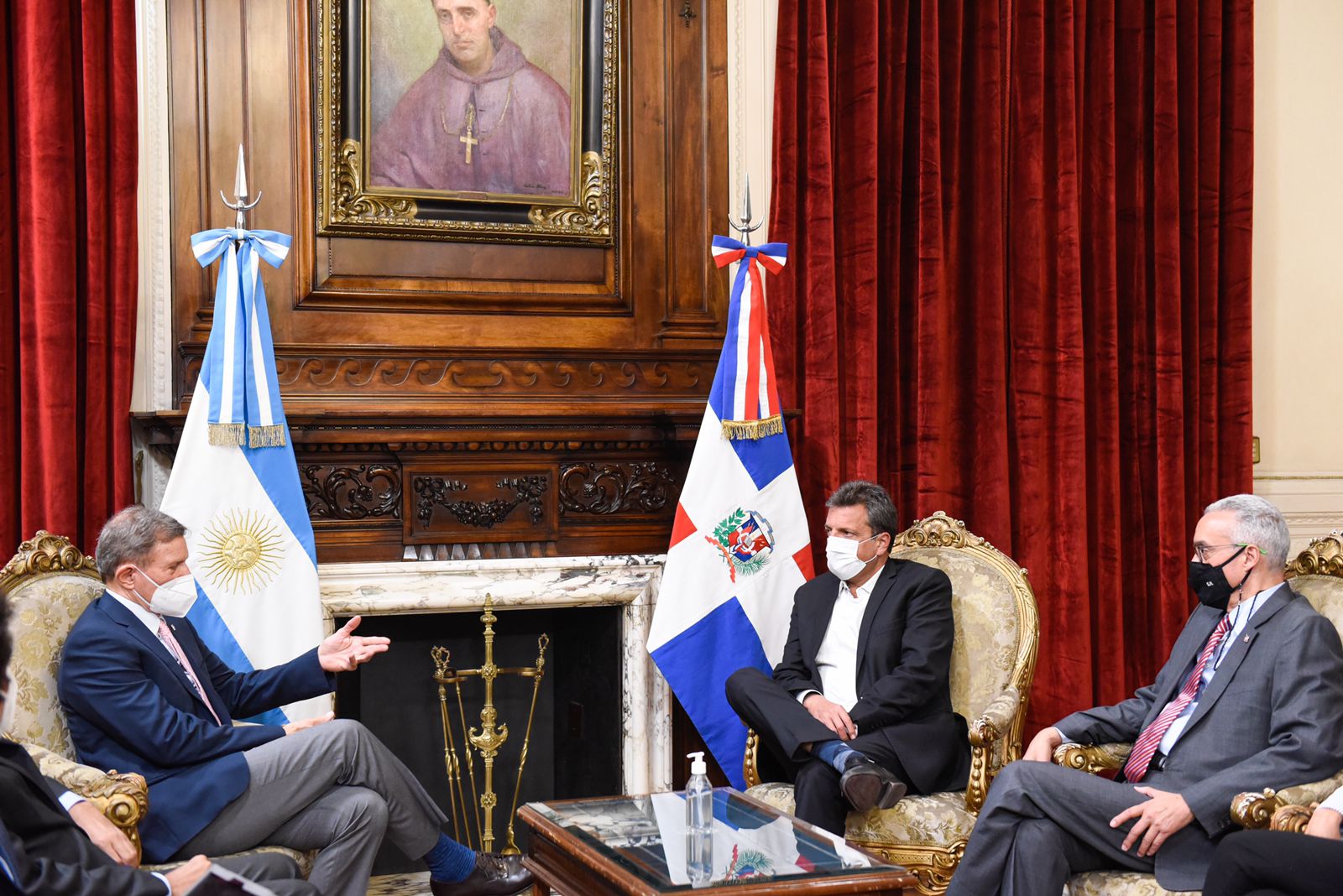 Encuentro de trabajo entre el Presidente de la HCDN y el Canciller de República Dominicana