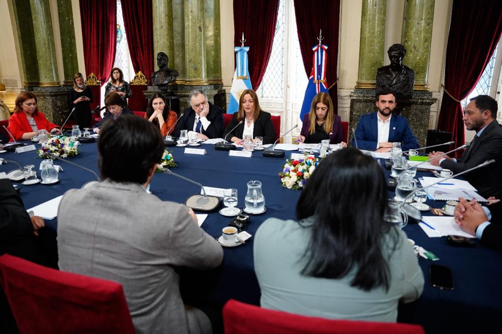 Cecilia Moreau recibió al presidente del Parlamento de Nueva Zelanda