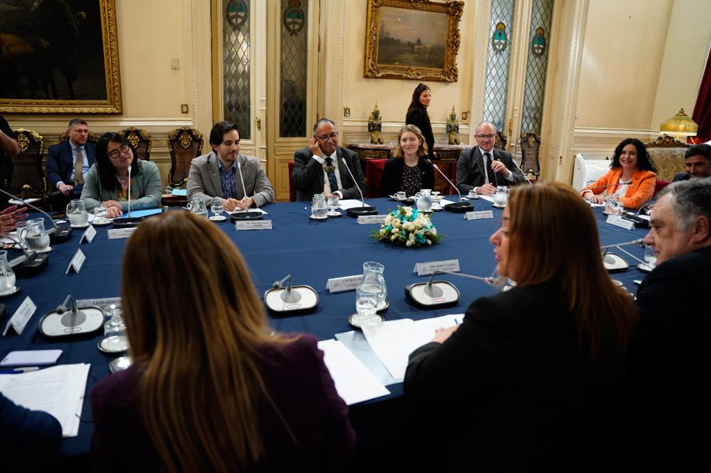 Cecilia Moreau recibió al presidente del Parlamento de Nueva Zelanda