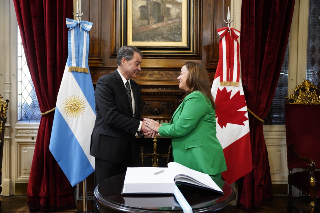 Moreau recibió al presidente de la Cámara de los Comunes de Canadá, Anthony Rota