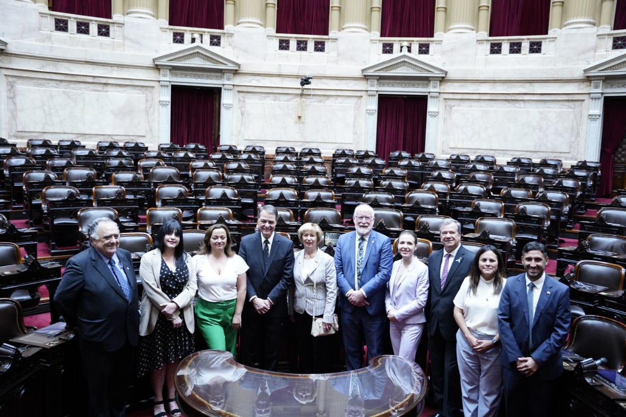 Moreau recibió al presidente de la Cámara de los Comunes de Canadá, Anthony Rota