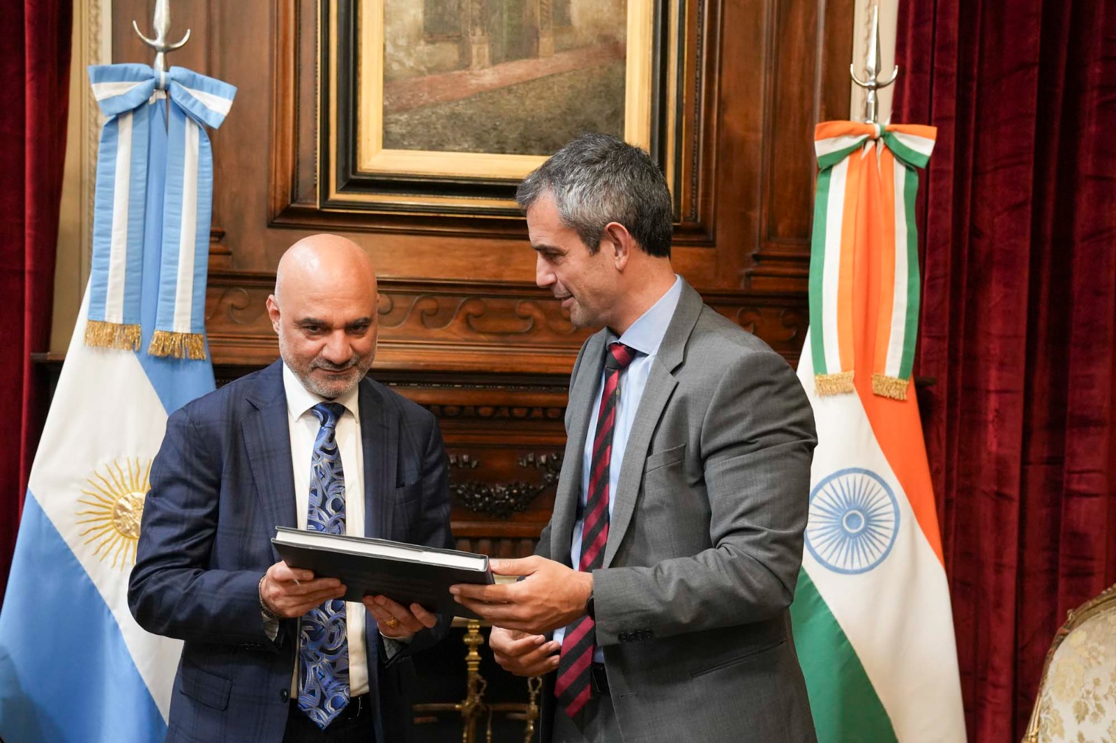 MARTIN MENEM MANTUVO UN ENCUENTRO CON EL EMBAJADOR DE LA INDIA EN ARGENTINA