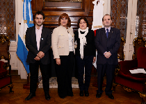 Visita del Embajador de Japón a la HCDN