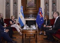 Encuentro con una diputada australiana